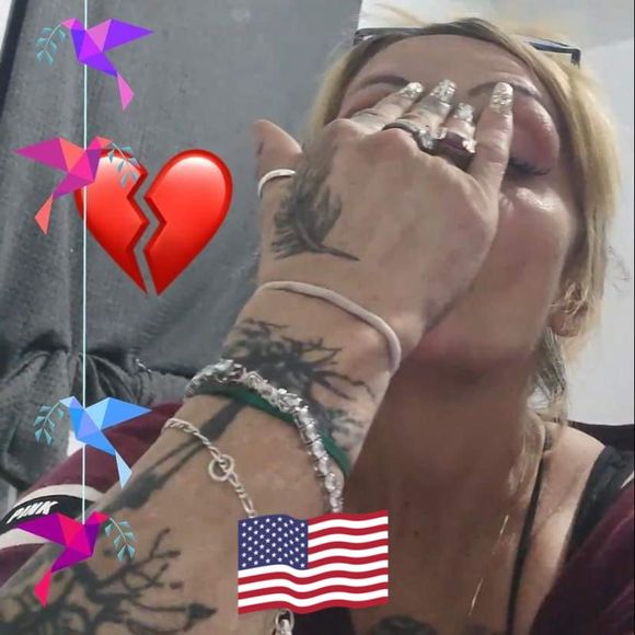 Meet your Posher, Joni - Picture 1 of 1